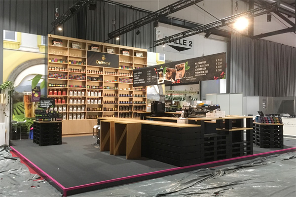 Messestand Dallmayr 2016 ca. 70m� mit Palettenm�beln