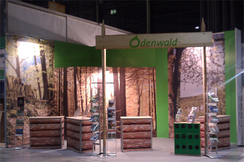 mit Infotheken, Beleuchtung, Gro�drucken, Prospektst�ndern
M�bel und Messezubeh�r mieten.