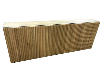 Wandverkleidung Konferenztisch XXL mit Kabeltank Eiche